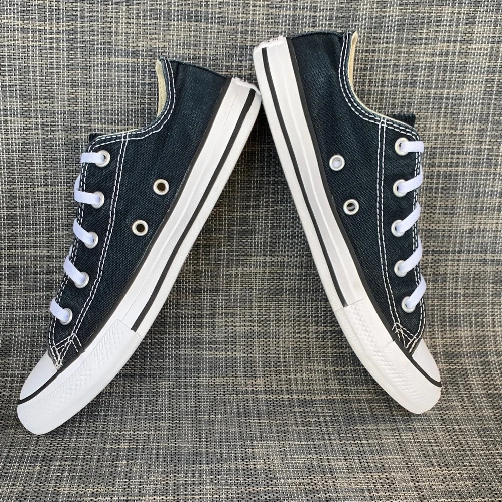 Converse Chuck Taylor All Star Low top Black Canvas Sneakers Shoes Youth Size 3